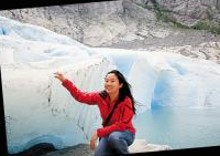 从光环到质疑：顶级流量女星和吃瓜演员的两面人生